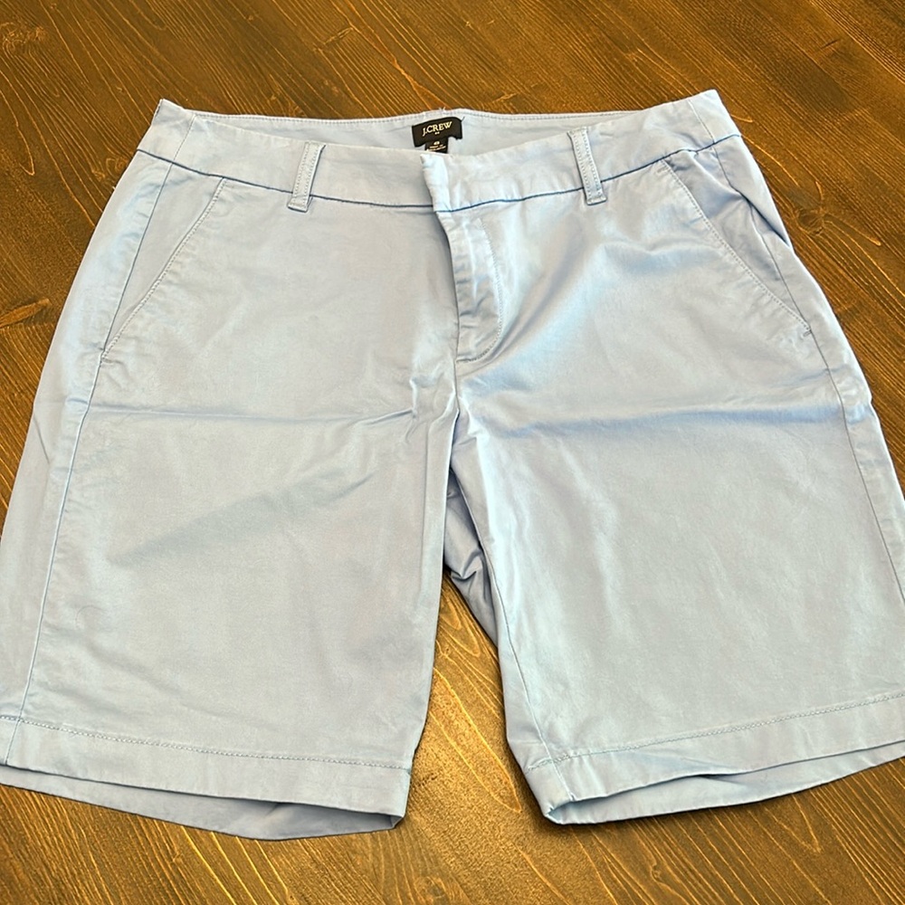 J.Crew Factory 9" Frankie bermuda chino short blue AL569 Size 8. NWOT